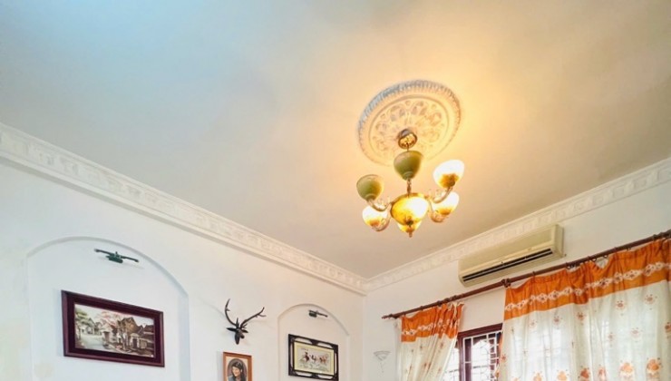 NHÀ ĐẸP THIÊN HIỀN 2 THOÁNG, 1 NHÀ RA PHỐ Ô TÔ, 50M2 x 5T, MT 4,2M 9,8 TỶ